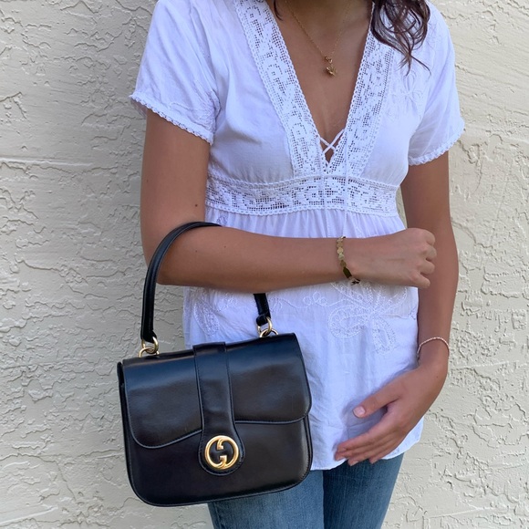 (14) GUCCI 70s Handbag - Picture 3 of 11